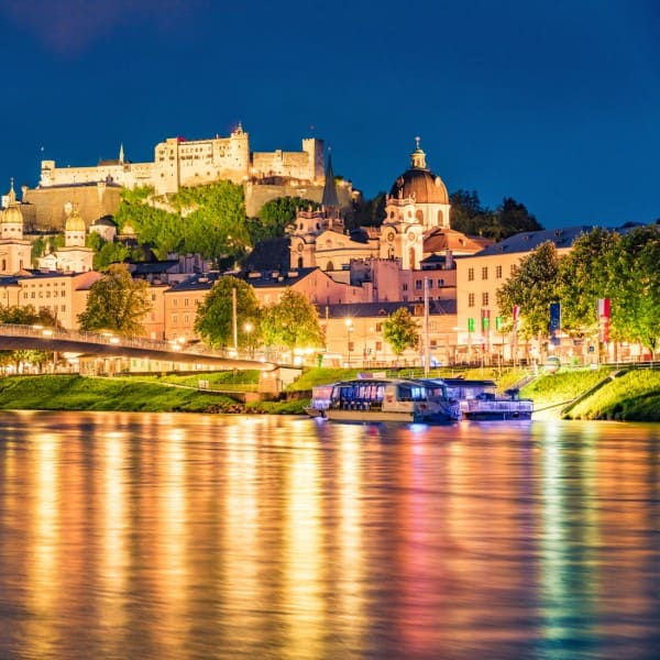 Schifffahrt in Salzburg © shutterstock.com